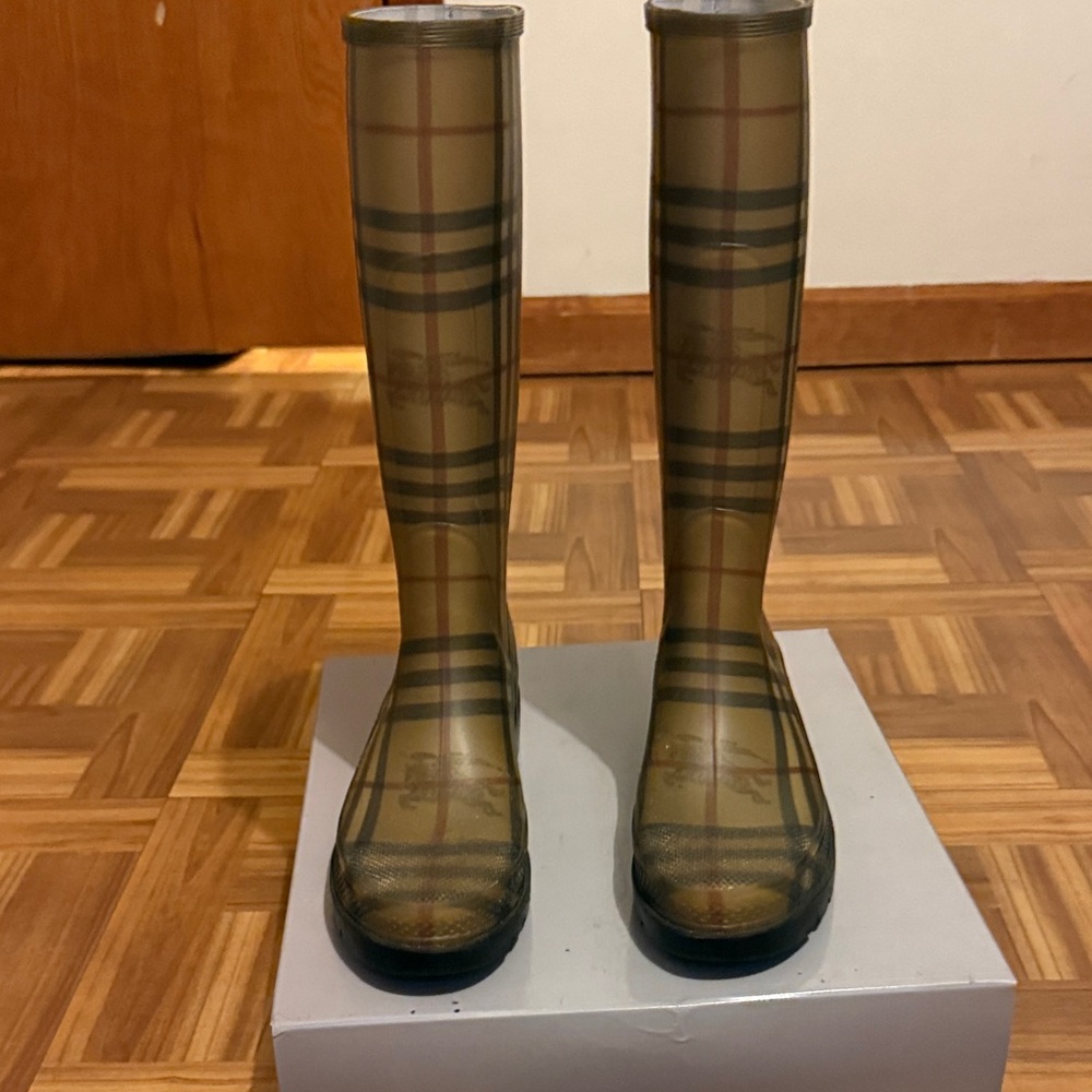 Burberry Tan Plaid Rain Boots